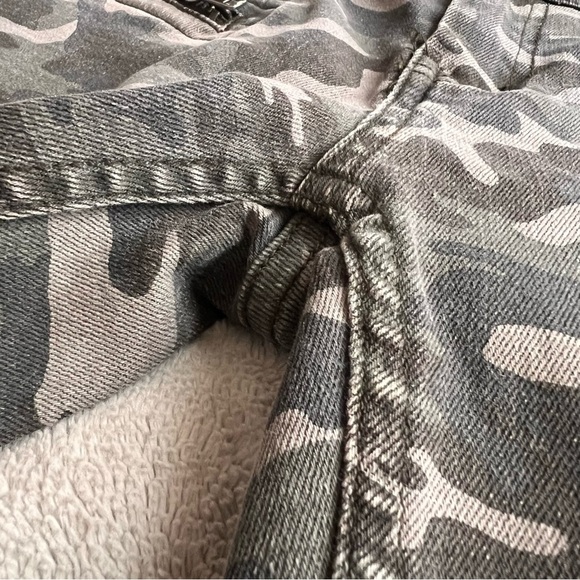 Free People Lennon Camouflage Moto Zipper Denim Cropped Skinny Jeans Sz 26 - Picture 13 of 17